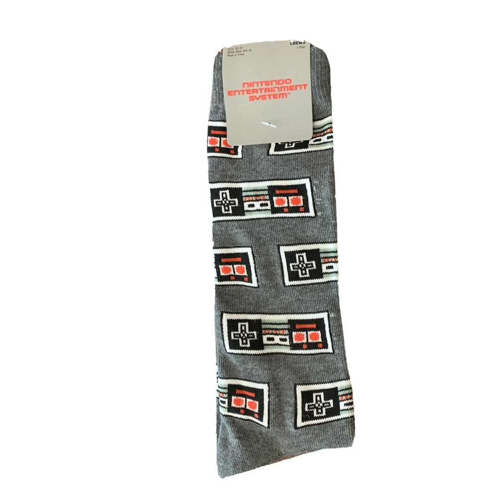 Nintendo Mens Socks Crew New Controllers 10-13 Fits Shoe 6.5-12 Retro Gaming